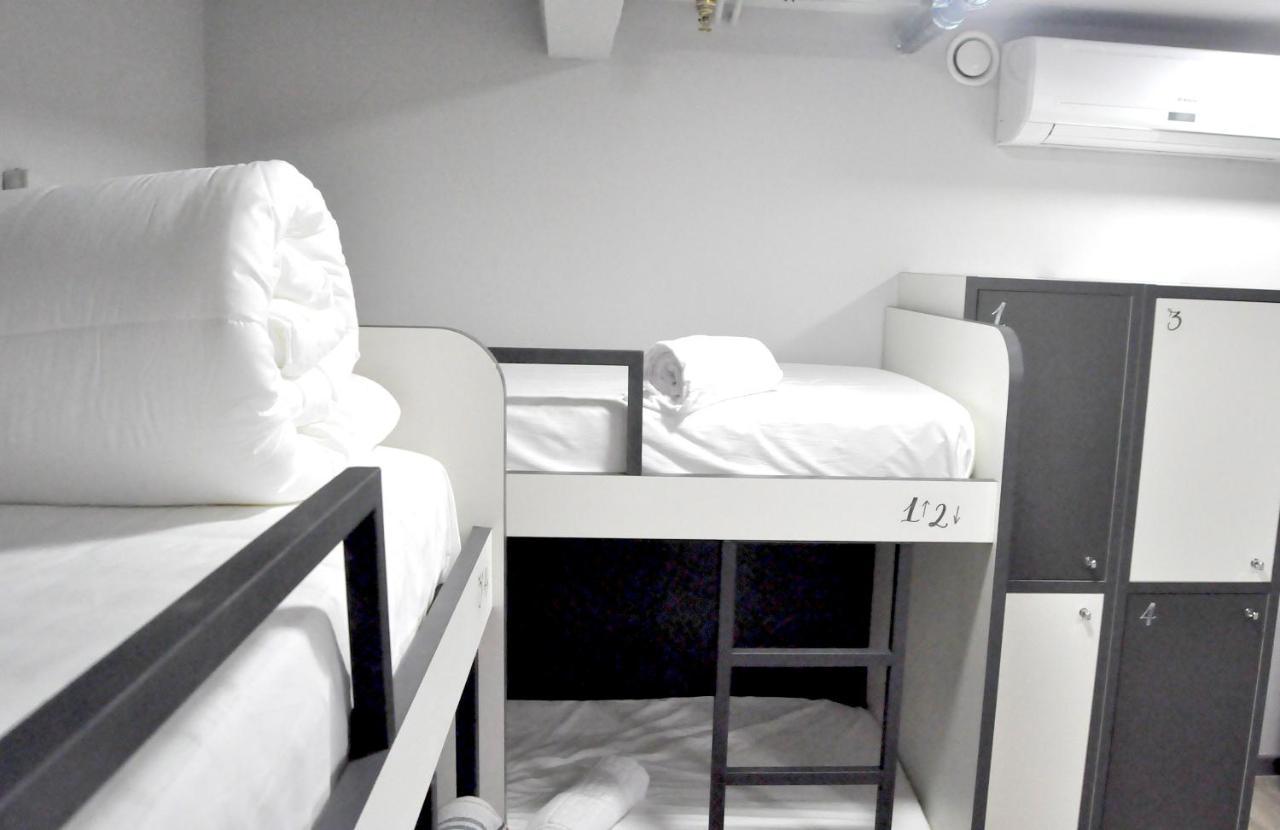Quartier Hostel *
